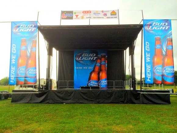 Stageline SL260 with Banners